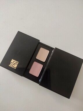 Estee Lauder Signature Eyeshadow Quad